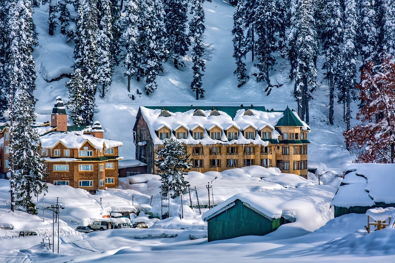 A Complete Guide to Planning Your Kashmir Winter Trip (2026–2027)